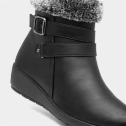 Softlites Julia Womens Black Fur Collar Ankle Boot -Canvas Comfort 185083 2 L05.20230126000525