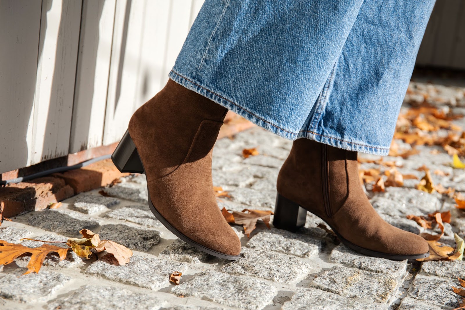 Front Page -Canvas Comfort Ankle Boots